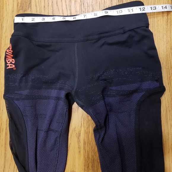 RARE Zumba XS low rise mesh panel compression dance leggings - Picture 3 of 13